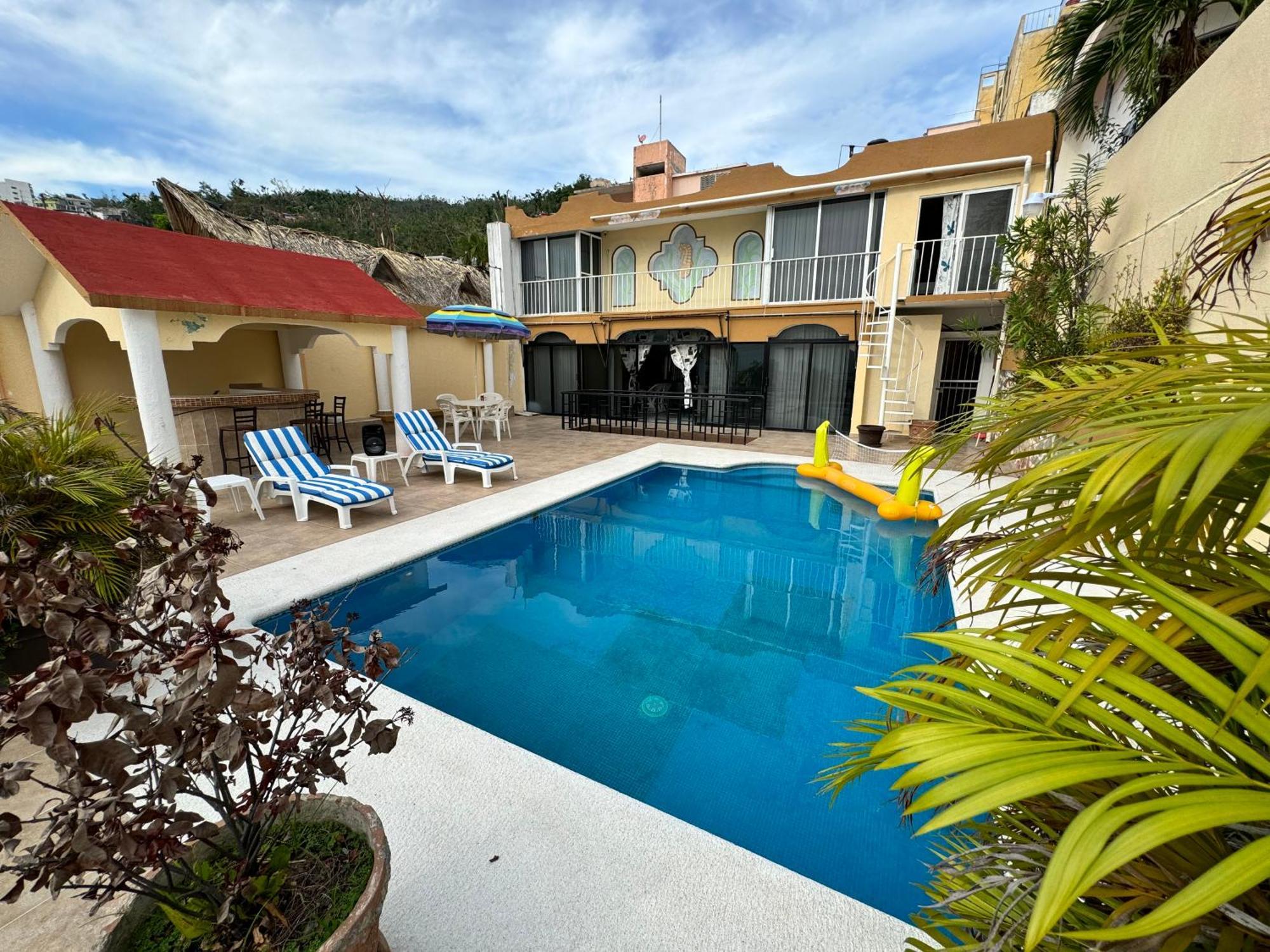 Blue Coast With Pool And Ocean View 10 To 35 P Villa Акапулко Екстериор снимка