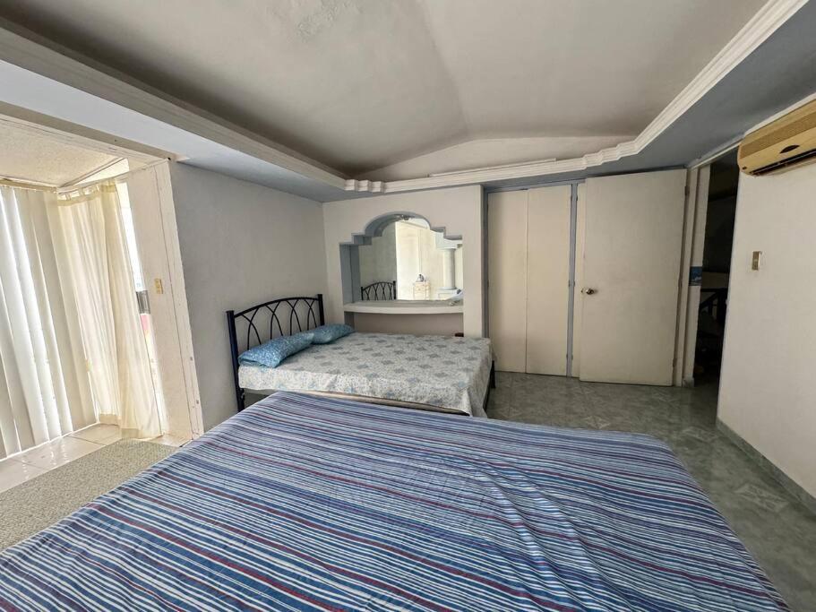 Blue Coast With Pool And Ocean View 10 To 35 P Villa Акапулко Екстериор снимка